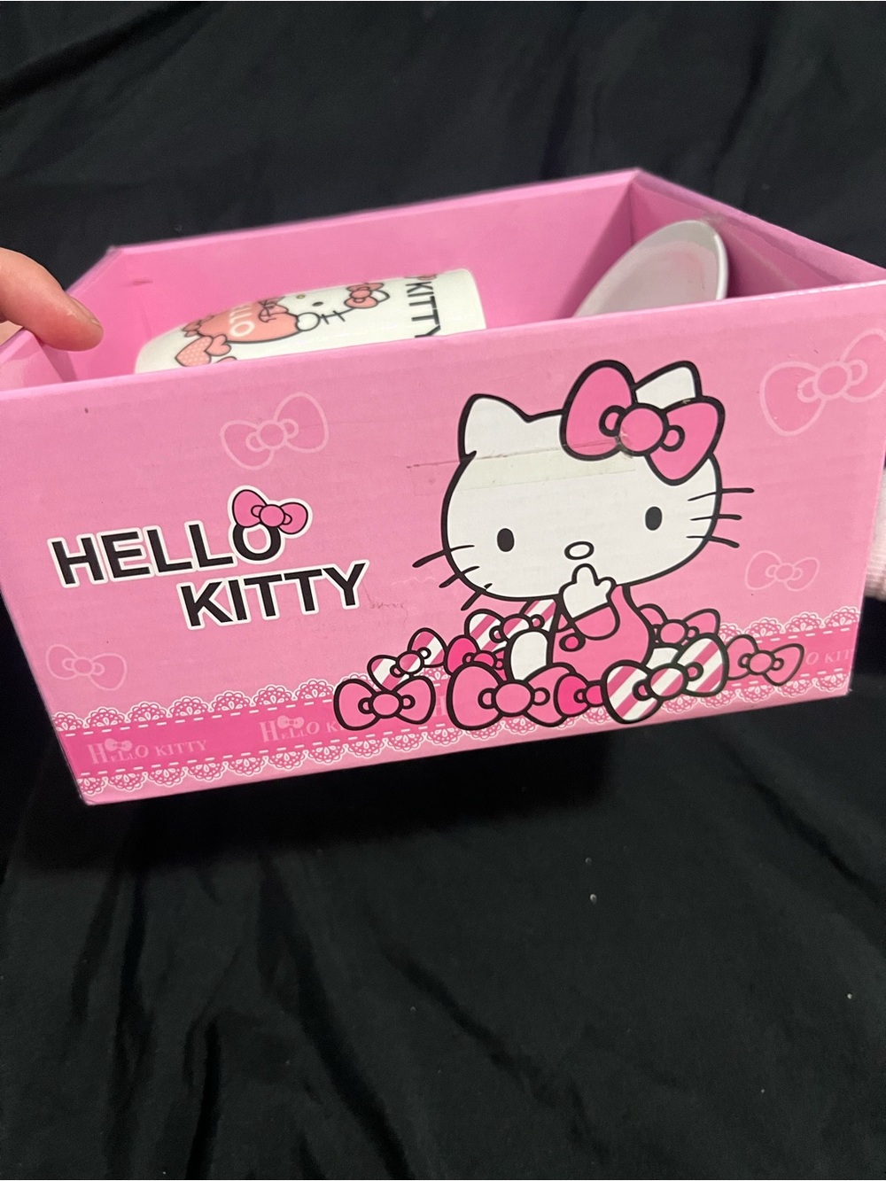 Hello Kitty Pink Ceramic Mug Set with Spoon - Picture 2 of 3